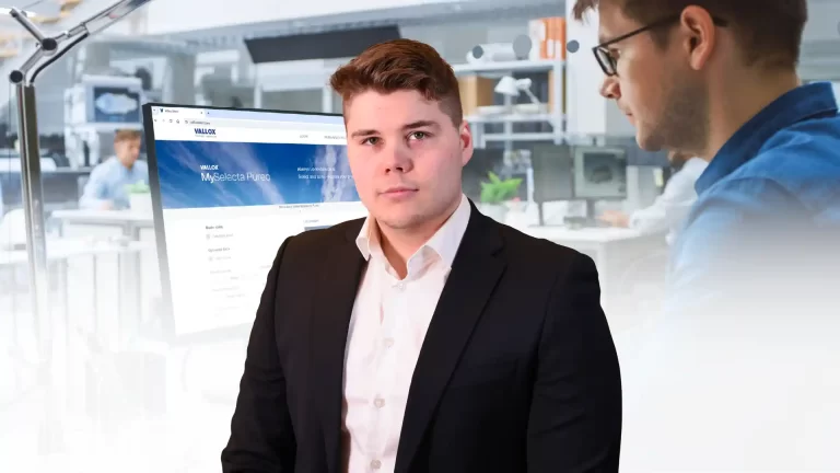 Tuoteasiantuntija Juho Mäki esittelee webinaarissa Vallox MySelecta Pureo -ohjelman